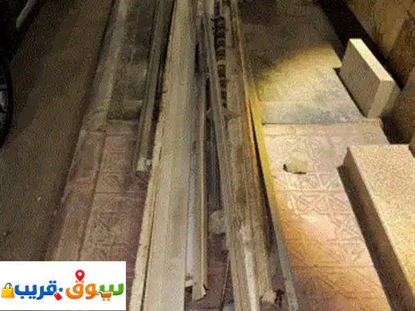 بوابة كراج سيارات مستخدمة لمدخل سيارات بوابة كلاسيك