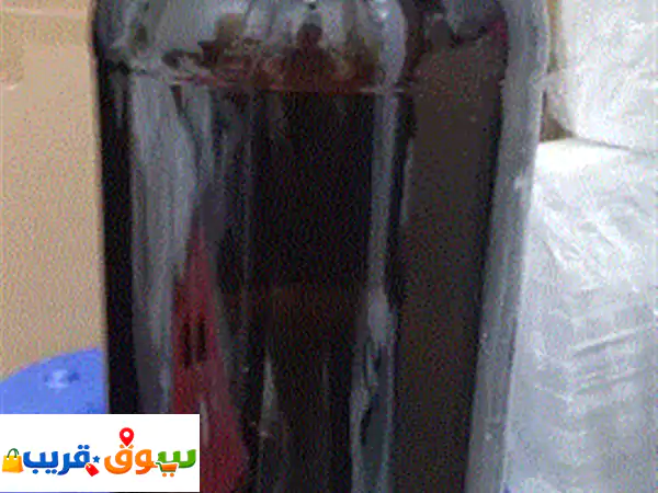عبوات تصلح لتعتيق العطور بعد الخلط والزيوت العطربه حجم العبوة 2000 جرام اللون عسلي الجودة جيدة ... 2