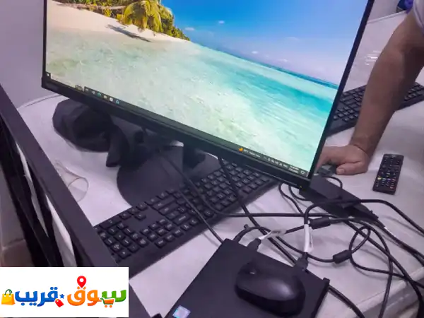 جهاز كمبيوتر للبيع مع شاشة ديجيتال كبيرة مع كيسه...