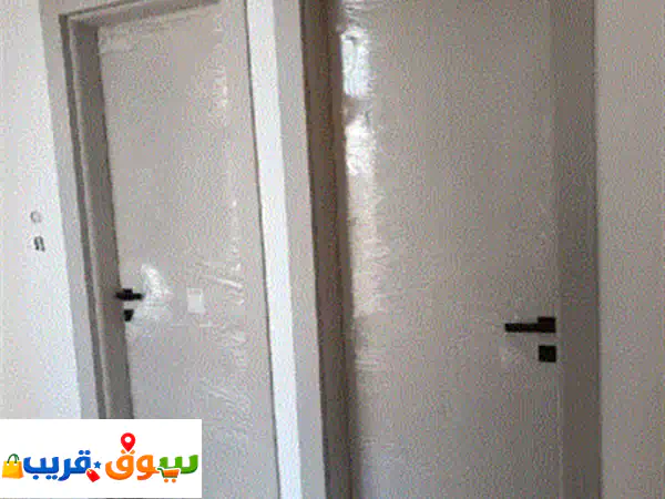 أبواب WPC ضد الماء: تصنيع وتركيب احترافي لفلل وشقق ومشاريعك – جودة وسرعة لا مثيل لها! 2