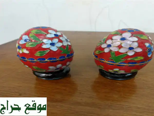 Old cloisonné eggs in good condition