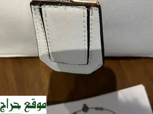 برادا (نسخة AAA) جديدة كلياً مع جميع الإكسسوارات! ?