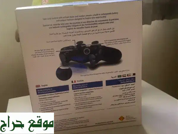 ? تحفة نادرة! تحكم DualShock 4 Sony بلون الكروم الأزرق (إصدار محدود) - بحالة ممتازة!