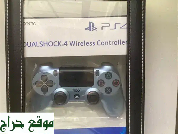 ? تحفة نادرة! تحكم DualShock 4 Sony بلون الكروم الأزرق...