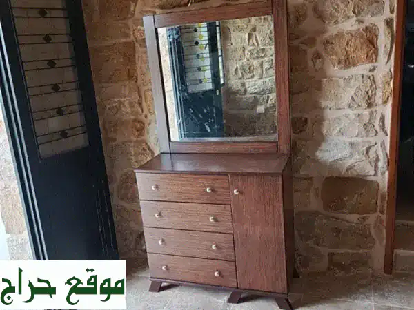 سرير شوفنيرا مع مرايا: أناقة لا تُقاوم بألوان متنوعة!