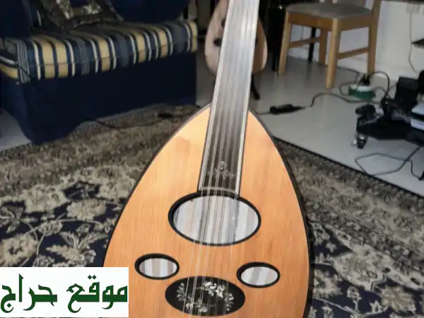 عود عكاش فاخر - تجربة موسيقية لا تُنسى