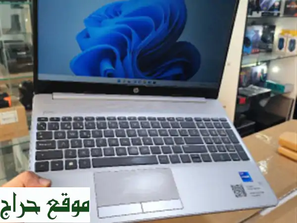 لاب توب HP 250 G8 i7-1165G7 - 16GB RAM - 512GB SSD - بحالة ممتازة - ضمان!