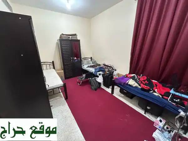 سكن هادئ ونظيف  متاح سرير للإيجار مع شباب عرب...