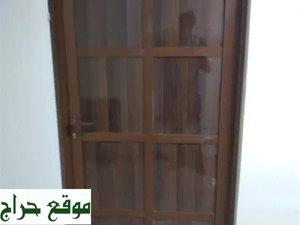 Aluminium door and window making and sale صناعة الأبواب...