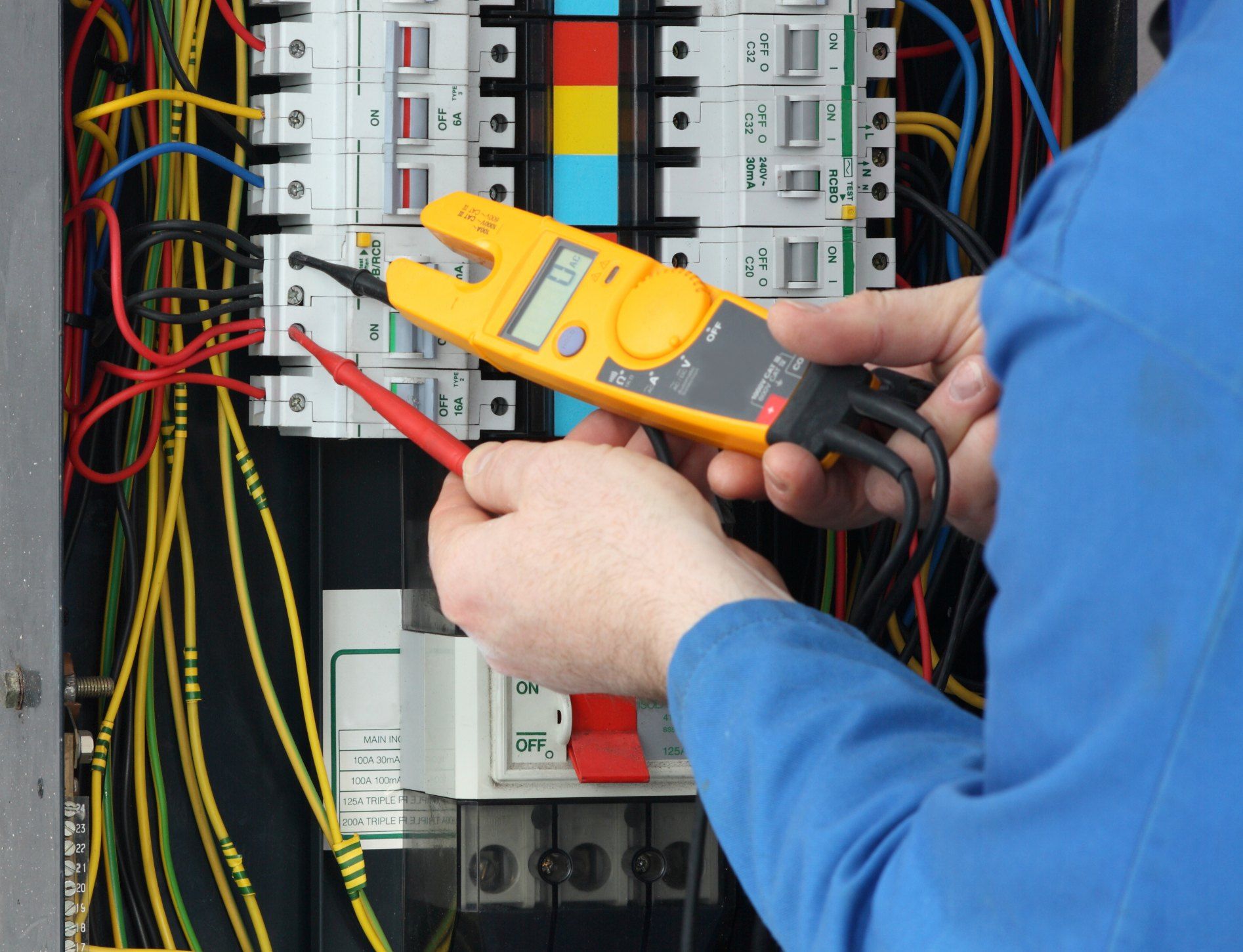 		  		  كشف التماس الكهرباء بالرياض تواصل علي  0569379518