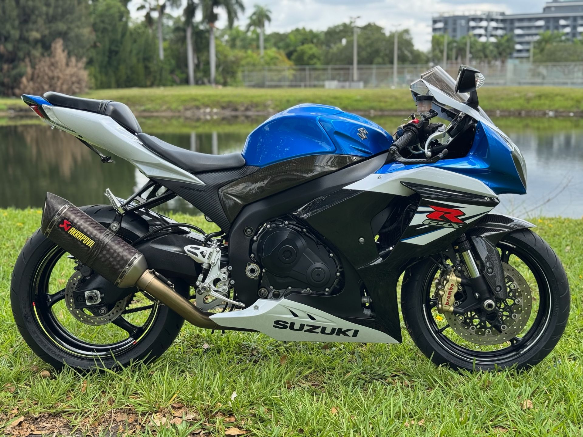2014 Suzuki gsx r1000
