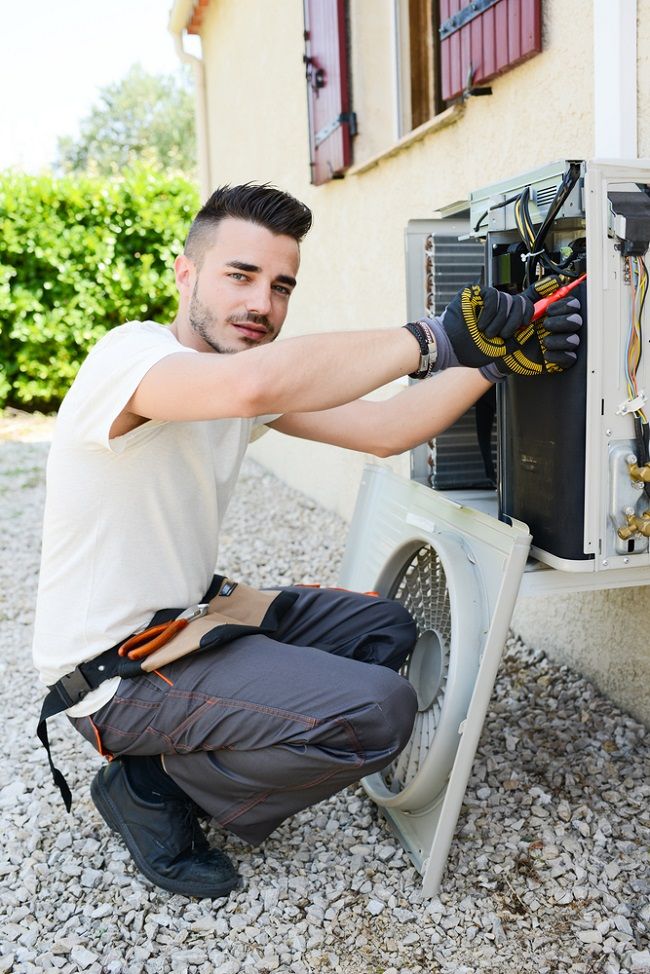 الخط الساخن لتكييفات شارب بارض الجولف 01023140280