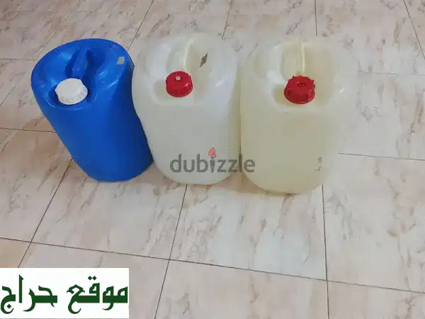لا تفوّت! غالونات ماء (مستعملة بحالة ممتازة) بـ 1 د.ب...