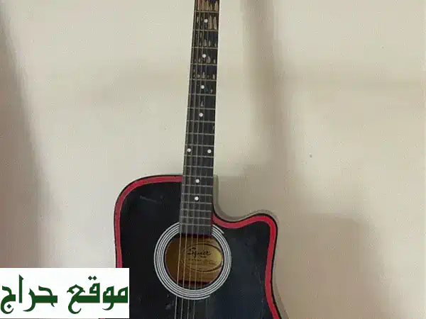 جيتار Squier الصوتي (مستعمل بحالة ممتازة) - رفيقك...