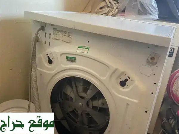 فرصة لا تعوض! غسالة بوش Classixx 6 أوتوماتيك (6 كيلو) - نظيفة وجاهزة بأداء 1200 دورة/دقيقة