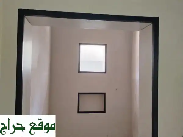 مبلط سيراميك بالخبر والعزيزية: دقة، سرعة، جودة مضمونة لمنزلك