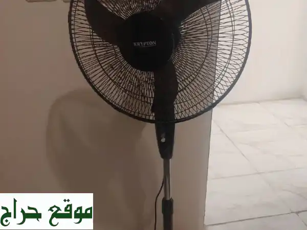 وداعاً لحر الصيف! مروحة منزلية نظيفة وعاملة بـ 100 ريال | قابل للتفاوض