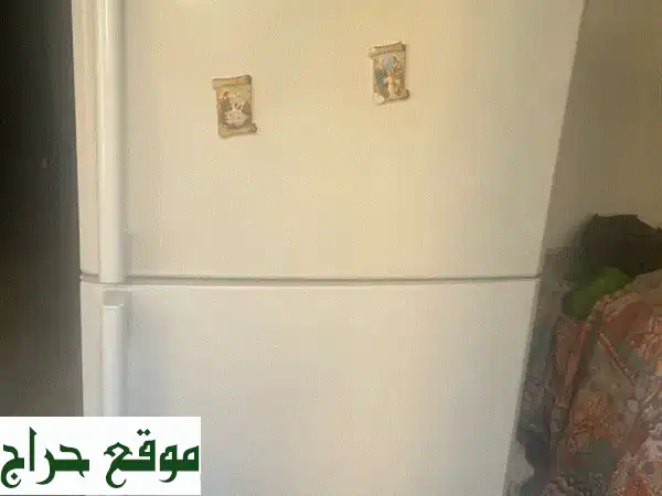 🌟 فرصة لا تُعوّض! ثلاجة سامسونج بحالة ممتازة -...