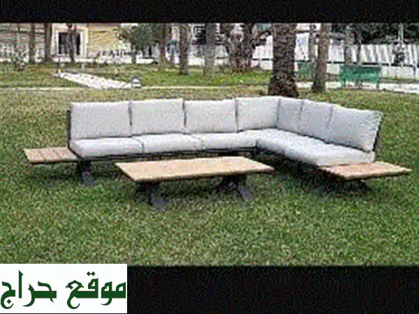 ركنة ألومنيوم فاخرة وطاولات خشب تيك: جدد حديقتك بأثاث خارجي عصري ومريح!