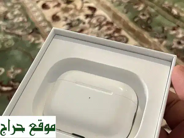 Apple AirPods Pro 2 (الجيل الثاني) Type C - مستعملة بحالة ممتازة، أصلي 100%