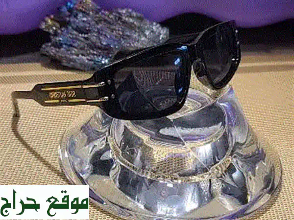 أناقتك الراقية: نظارات شمسية تومي هيلفيغر نسائية | بحالة ممتازة كالجديدة | أصلي ومميز