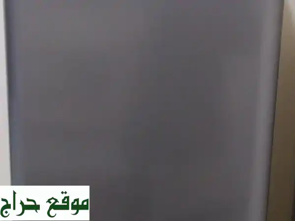 فرصة لا تعوض! ثلاجة هايسنس استوديو 198 لتر كأنها جديدة بضمان 10 سنوات في عجمان - بسعر مذهل!