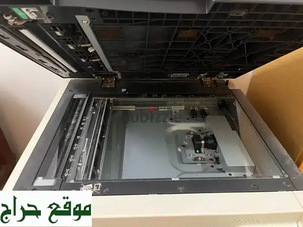 🔥 فرصة لا تعوض! طابعة مكتبية وماسح ضوئي متعدد الوظائف | بحالة ممتازة 200 ر.ع. (الأصل 1200 ر.ع.)