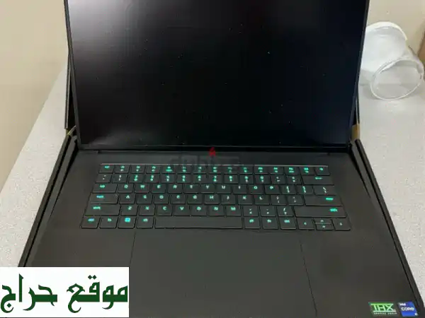 Razer Blade 16: أسطورة الألعاب بشاشة QHD+ OLED 240Hz ومعالج i9-14900HX!