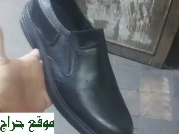 أحذية جلد طبيعي جملة: نعل رابر، فرش طبي | راحة وأناقة بأسعار خيالية لا تفوت!