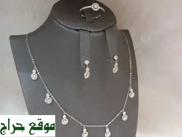 تألق بفخامة الفضة الأصلية: خواتم رجالي ونسائي بتصاميم ماسية فريدة!