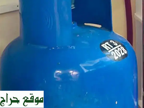 متوفر اسطوانة غاز. مع منظم وخرطوم. للبيع في منطقة...