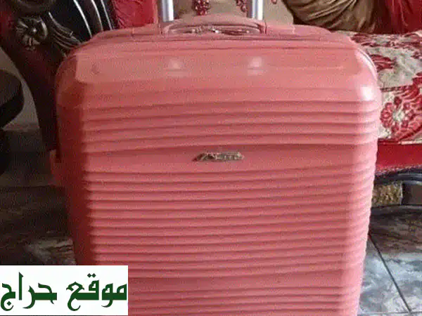 شنطة سفر أصلية حجم وسط: رفيقك الأمثل لرحلات بلا...