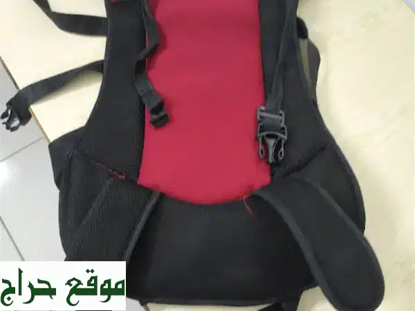 حمالة أطفال (شيالة) فاخرة بحالة ممتازة | استخدام خفيف ونظافة فائقة | أمان وراحة لطفلكِ