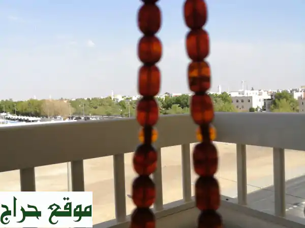 فرصة نادرة: مسبحة كهرمان بلطيقي قديمة جداً صناعة يدوية (32 خرزة - 54غ - حبة مسكي) تحفة لهواة التميز