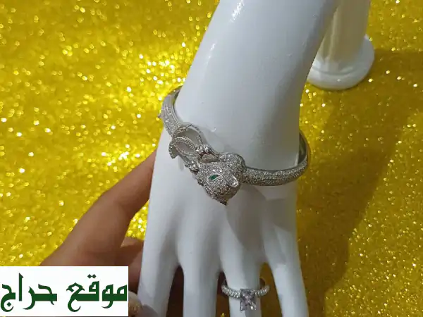 تألقي بفخامة لا مثيل لها: طقم سوار وخاتم رأس النمر الفاخر | لمعة ساحرة