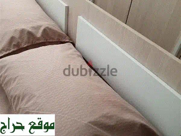 غرفة نوم كاملة عصرية: سرير 170 سم، خزانة 180x180 سم، 2 كومود...