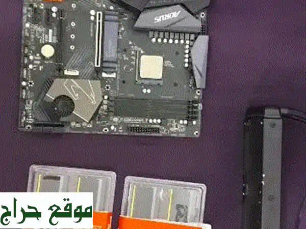 عرض خاص! قطع كمبيوتر احترافية للبيع (Ryzen 7 5800X, Gigabyte...