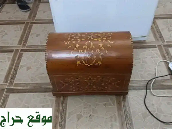 امتلك تحفة فنية: صندوق خشب بحريني تراثي نظيف للديكور والتخزين الفاخر