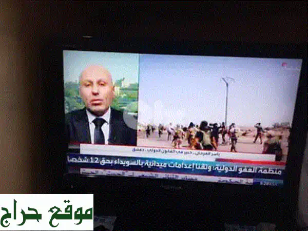 تلفزيون ذكي رفيع للبيع: ترفيه منزلي متكامل وموفر للمساحة بسعر لا يُصدّق!