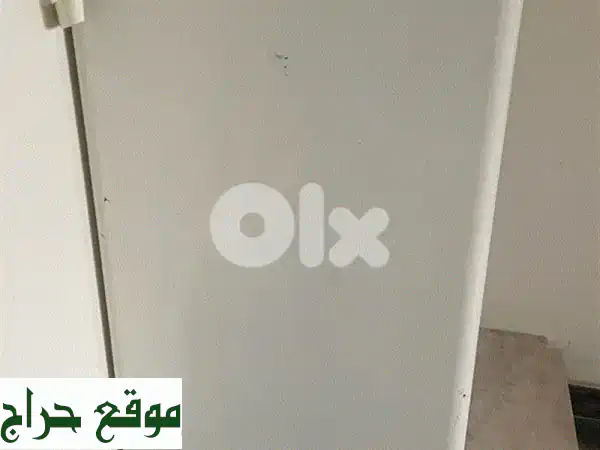 فرصة لا تعوض: ثلاجة/براد كالجديد تماماً - استخدام...
