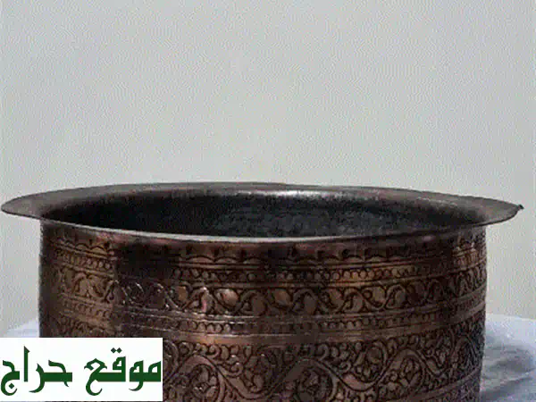 تحفة نادرة: صفرية نحاس منقوشة قديمة - كنز فني بسعر...