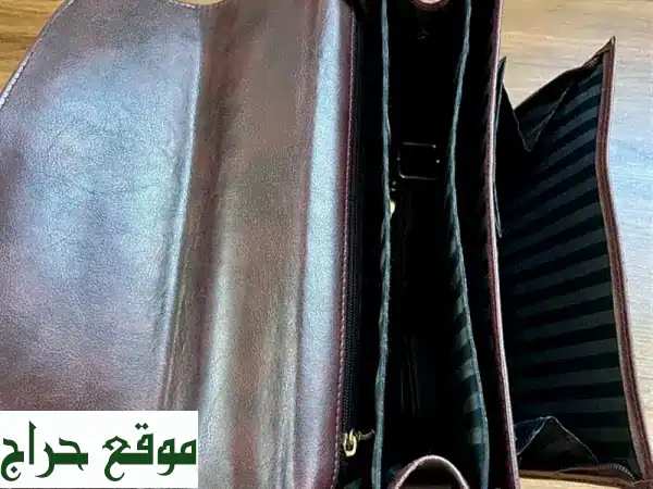 حقيبة Banuce جلد إيطالي أصلي للرجال | شنطة محاماة كلاسيكية فاخرة بقفل وحزام أمتعة