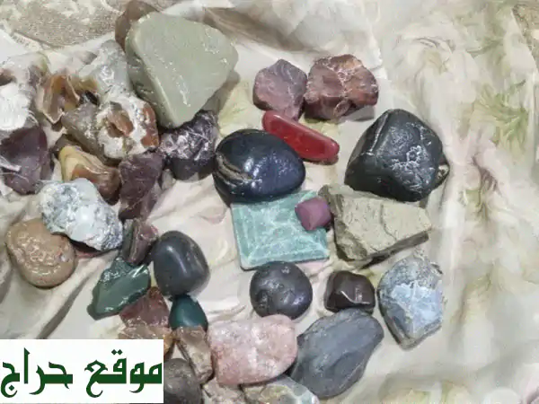 فرصة العمر بأبوظبي! أحجار كريمة ونيازك...