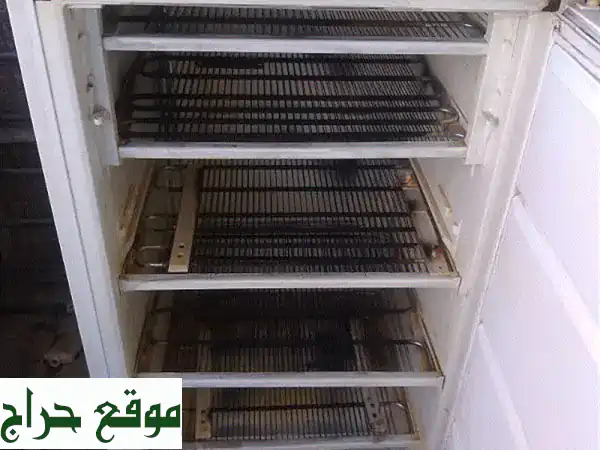 فرصة ذهبية: فريزر رأسي للبيع | بحالة ممتازة،...