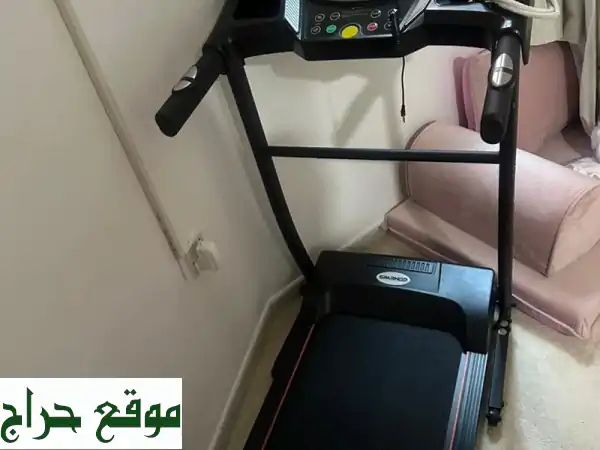 فرصة لا تُفوَّت! جهاز جري ومشي رياضي شبه جديد - 400 درهم - الكرامة (قرب مستشفى خليفة)