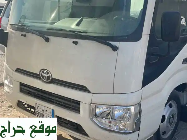 قل وداعاً لمشاكل تنقلات الموظفين! 🚌  خدمات نقل موظفين متميزة في السعودية