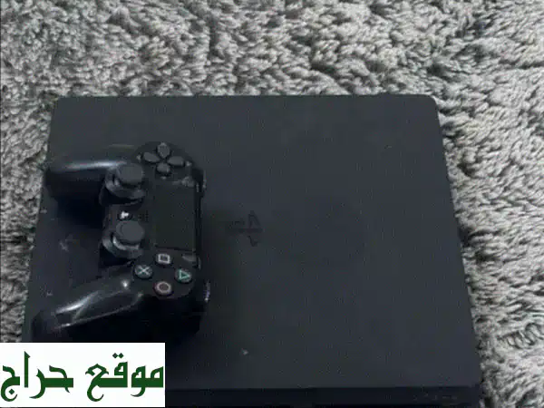 PlayStation 4 بحالة ممتازة + حسابين (GTA V & FIFA 22)! عرض حصري!