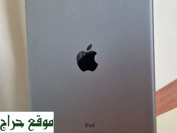 iPad نظيف جداً! مستعمل لفترة قصيرة - كالجديد!