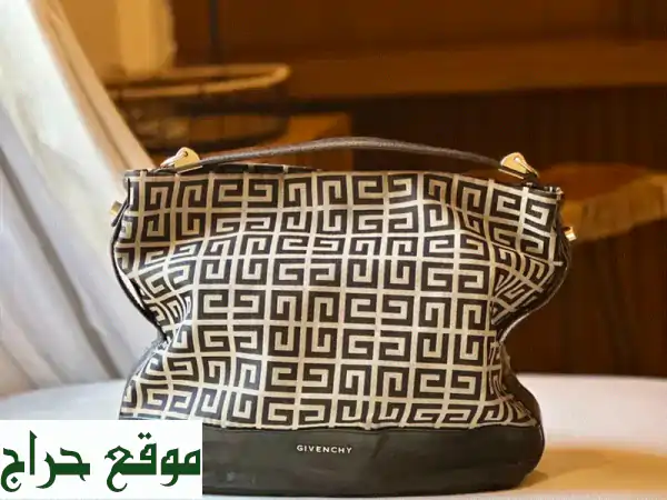 حقيبة جيفنشي Givenchy Black/Grey - أنيقة وعملية، بسعر لا يُفوّت!