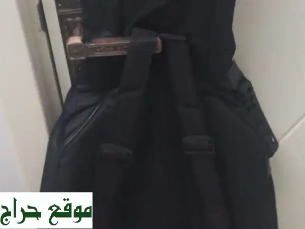 حقيبة غيتار عالية الجودة للبيع - سعر مغرٍ! 🎸